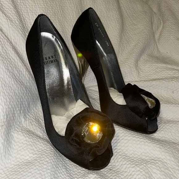 NEW Stuart Weitzman Black Satin & Swarovski Chrome-Heeled Peep-Toe Pumps Sz 6.5 - Picture 10 of 15